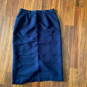 📌Preston & York📌petite navy blue midi skirt